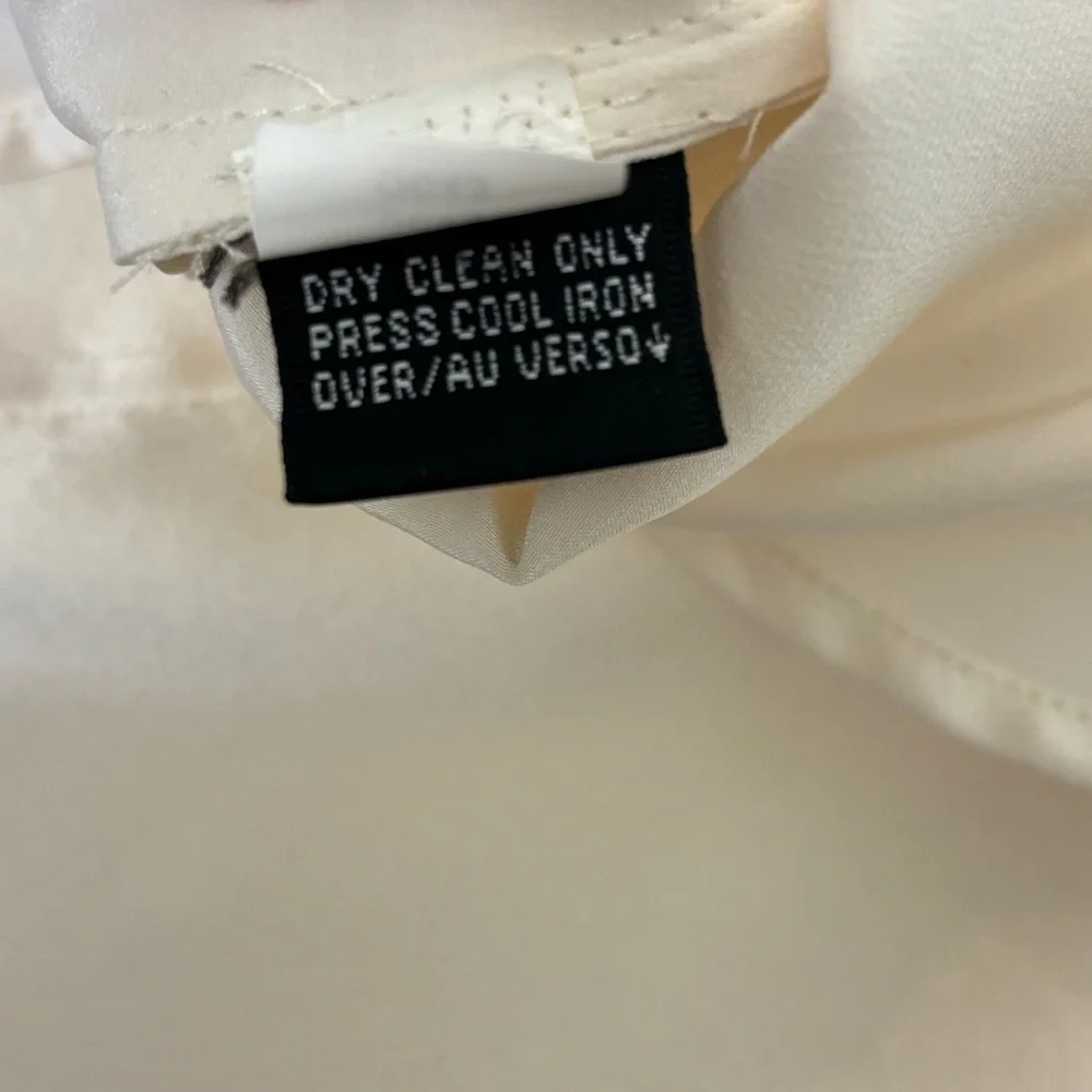 Cream Silk Ruffle Ellen Tracy Blouse - Picture 11 of 11